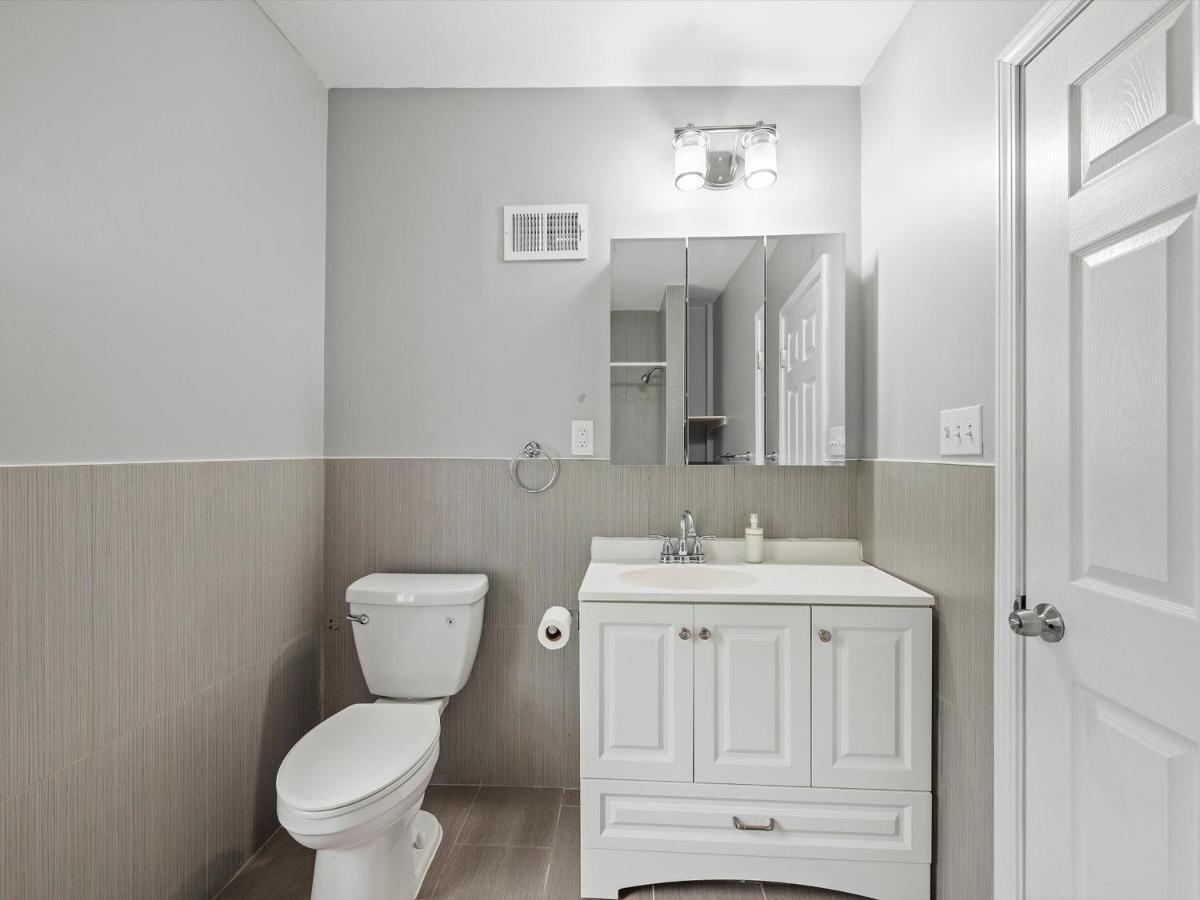 Oakland/University @G Modern And Bright Private Bedroom With Shared Bathroom Pittsburgh Eksteriør billede